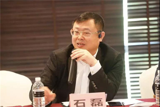 浙江洁丽雅股份有限公司董事长石磊